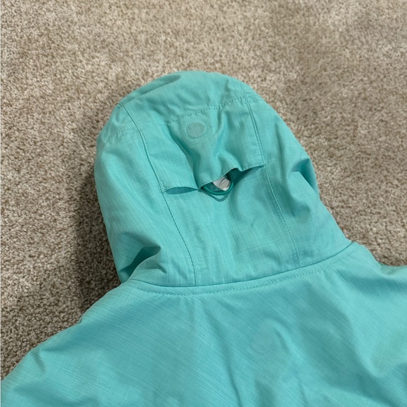 Oakley thinsulate Gretchen Bleiler ski jacket, LARGE - Picture 14 of 16